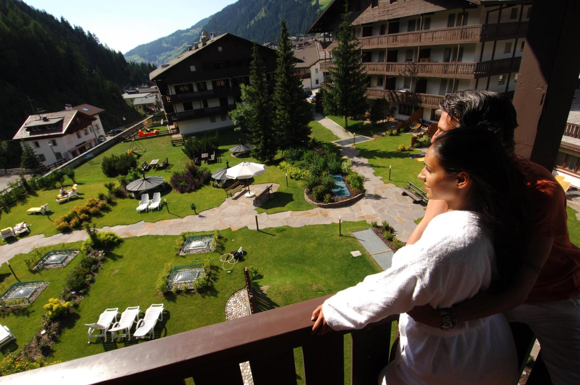 Hotel Antares Selva di Val Gardena Bagian luar foto